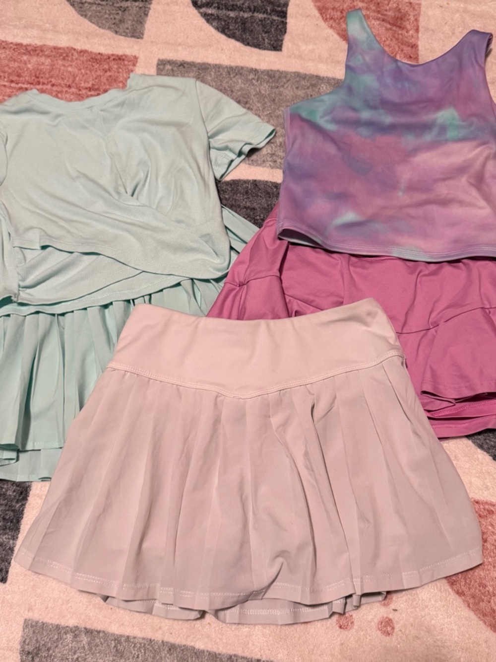 Girls size 8 active clothes bundle, from All in motion and tek gear